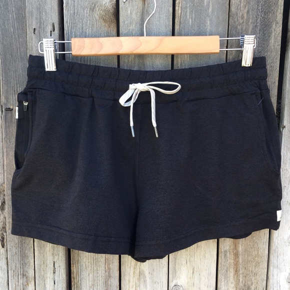 Vuori Pants - Vuori Halo Performance Short Black S